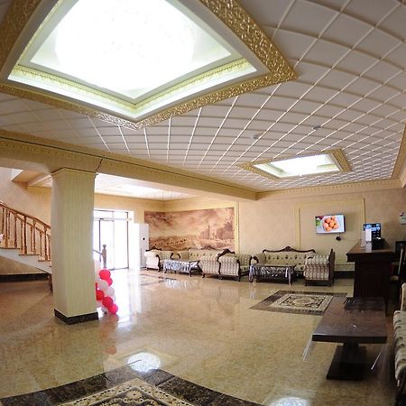 Hotel Afrosiyob Qarshi Exteriér fotografie