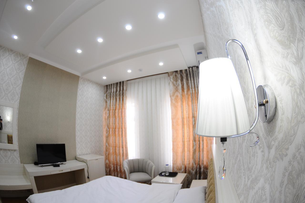 Hotel Afrosiyob Qarshi Exteriér fotografie