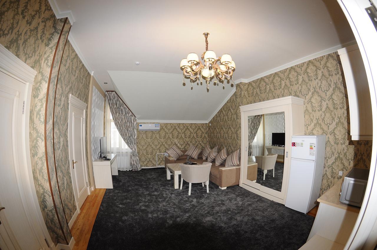 Hotel Afrosiyob Qarshi Exteriér fotografie