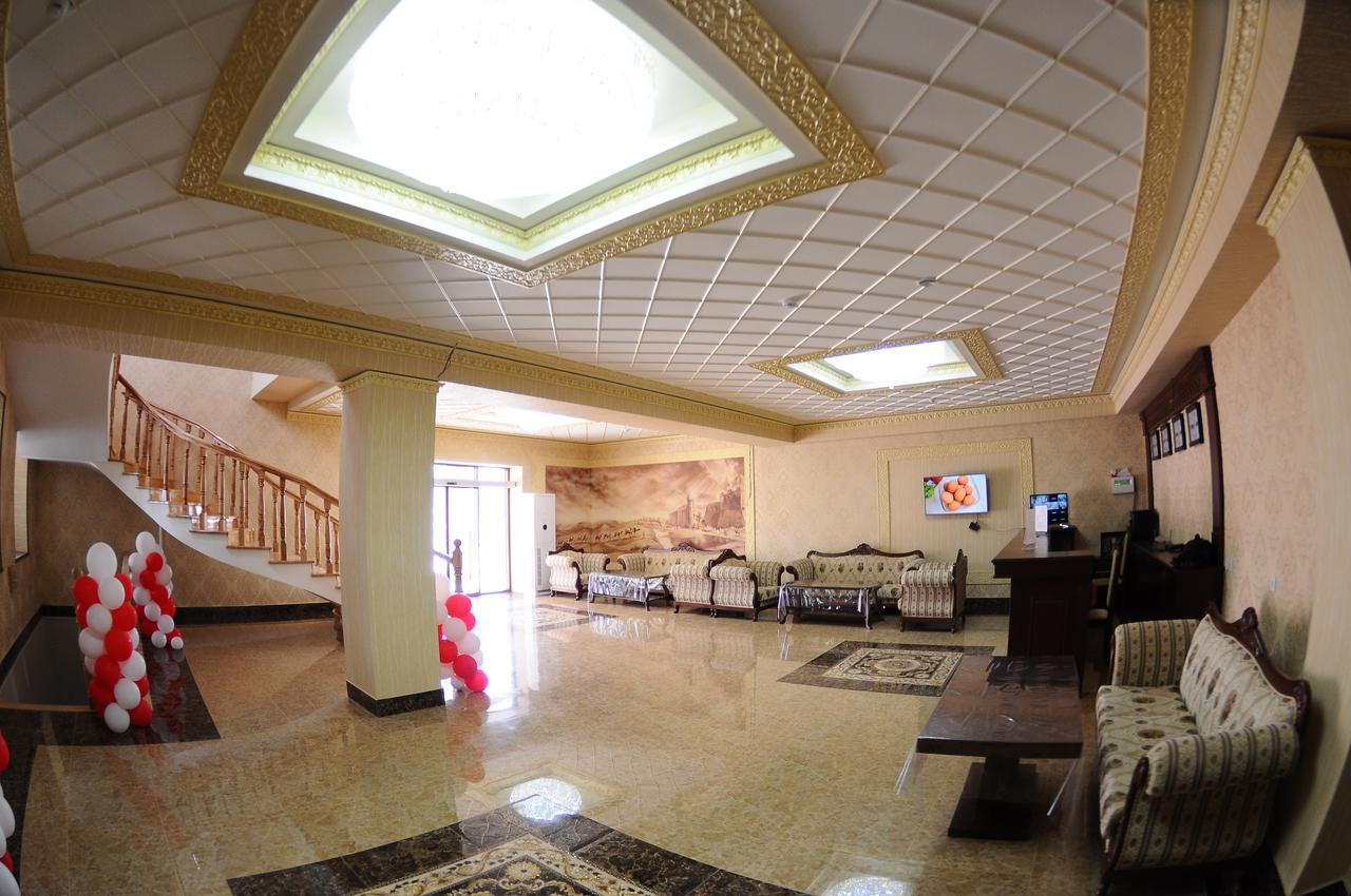 Hotel Afrosiyob Qarshi Exteriér fotografie